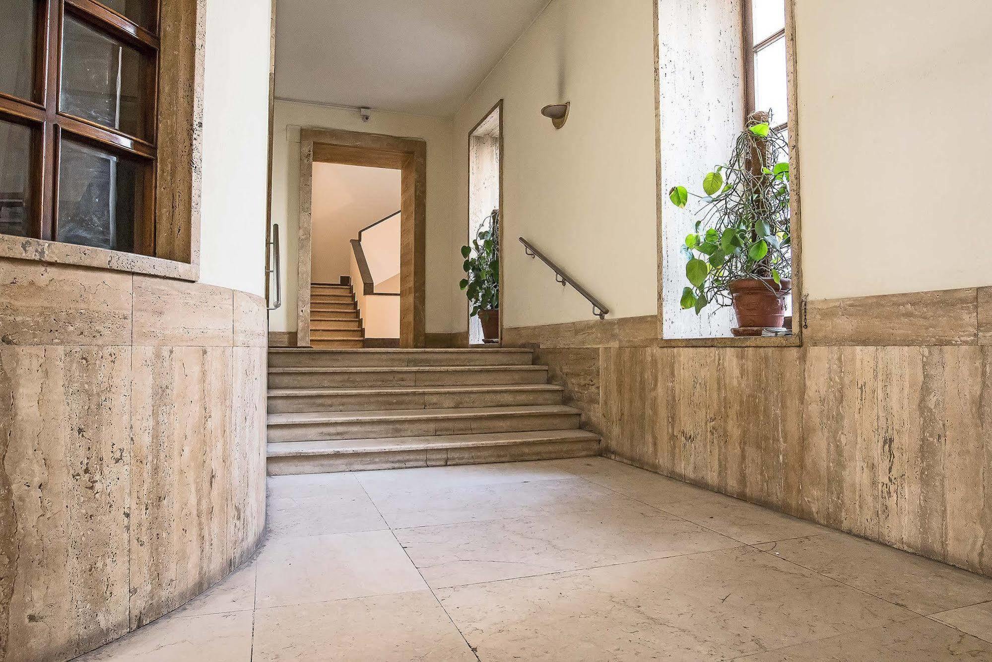 94Rooms Vatican Guest House - Vigliena Róma Kültér fotó